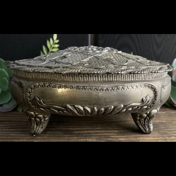 Vintage Footed Victorian Jewelry Casket Hinged Box